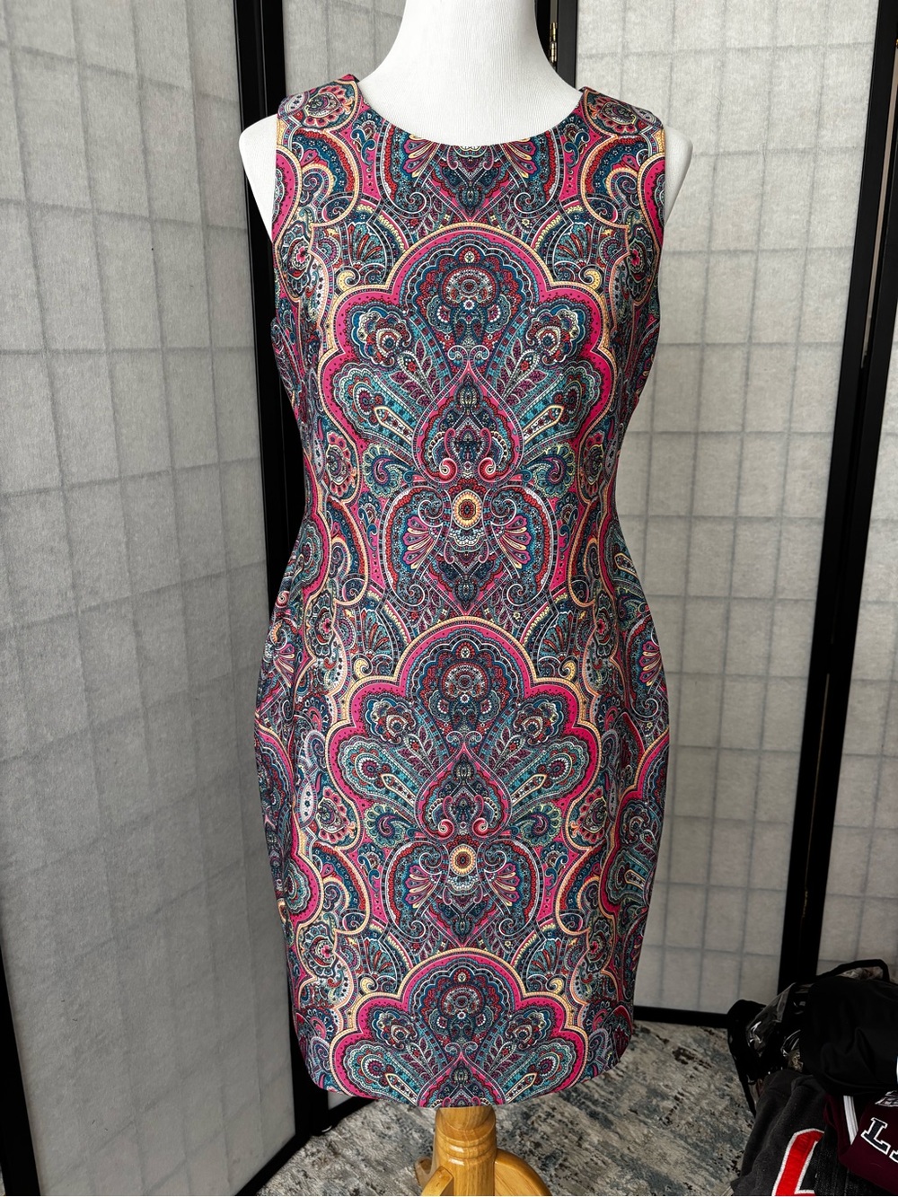 Tommy Hilfiger Sleeveless Paisley Midi Dress in Teal & Pink